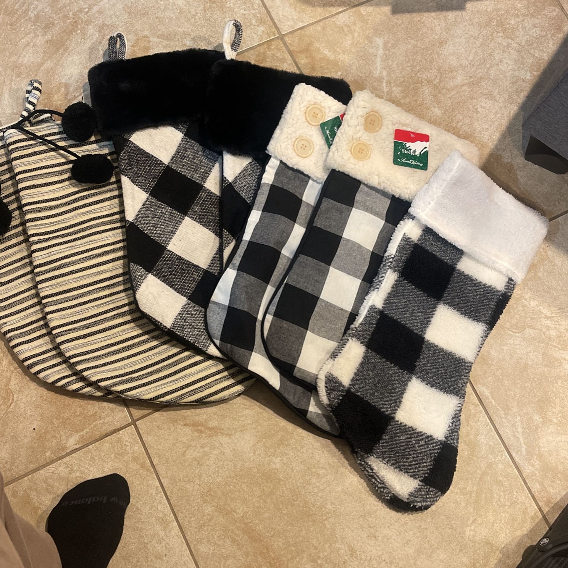 Buffalo Check Christmas Stocking (7)