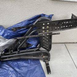 Dirtcom Trailswing Hitch Tire Carrier 