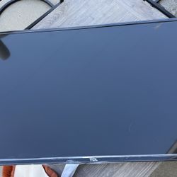 TLC 4k 46 inch TV with Roku like new no box , no remote 