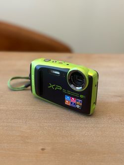 (Like new) FujiFilm Finepix XP120