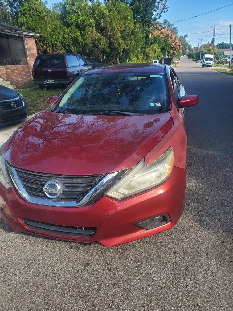 Nissan Altima  Yr   2016 