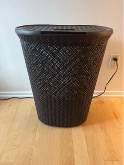 Laundry hampers