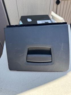 2014 BMW 535 Storage Compartment 