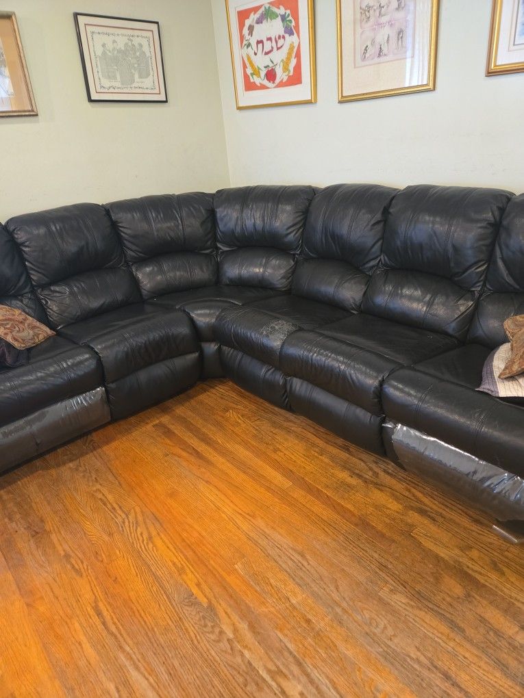 Black Leather Sectional Two Recliners