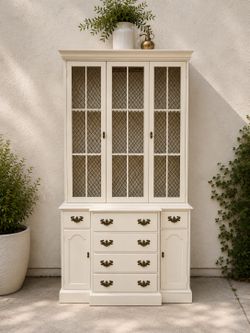 Willow Cottage Solid Wood China Hutch