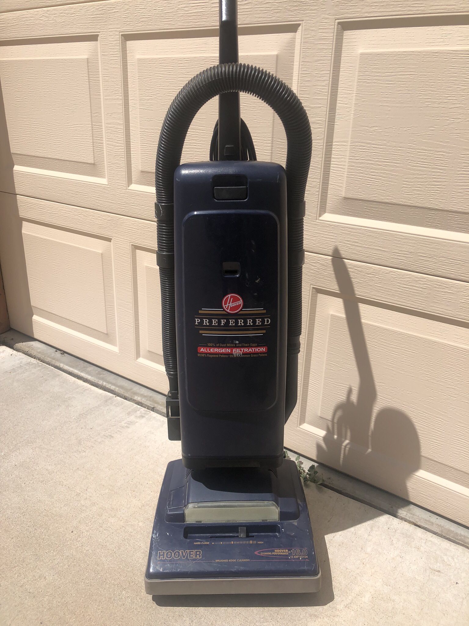 Hoover Vacuum 16.0