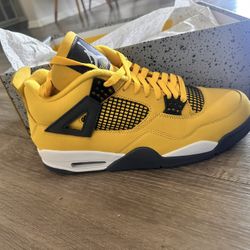 Jordan 4s Retro 