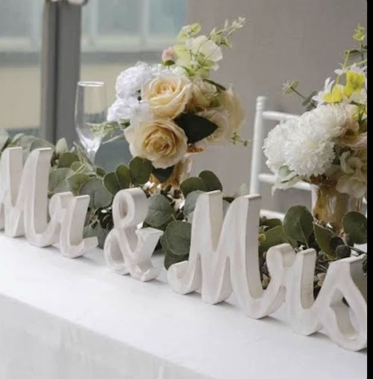 Large Elegant Freestanding Mr & Mrs Sign