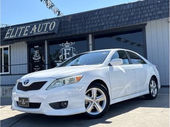 2011 Toyota Camry Se Sedan 4D