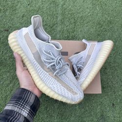 Yeezy 350 V2 “Yeshaya” Size: 11