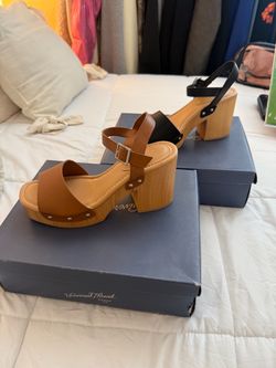 Universal Thread Platform Clog Sandals