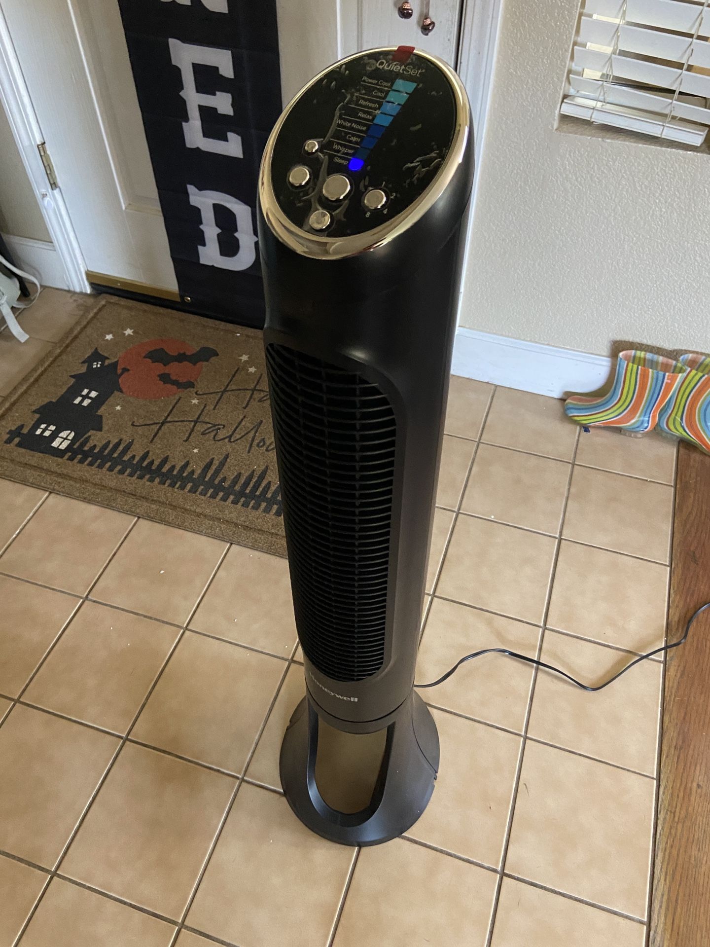 Honeywell Quiet Set Tower Fan