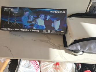 VANKYO Projector With TRIPOD Stand