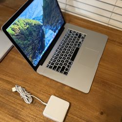 Apple MacBook Pro Retina 15” i7-Quad/16GB/512GB Flash SSD + Charger & Loaded