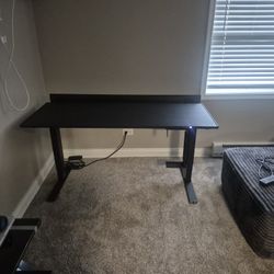 PREMIUM GAMING DESK 