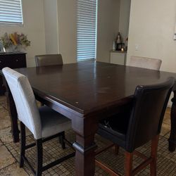 Dinning Table With 4 Chair 