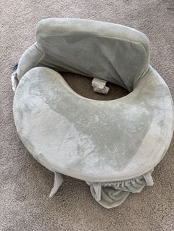 My Brest Friend Nursing Pillow