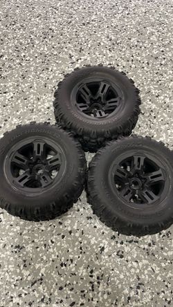 Traxxas sledgehammer 3.8