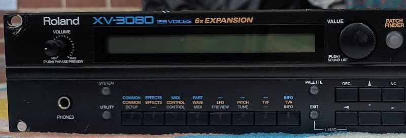 Roland JV-880