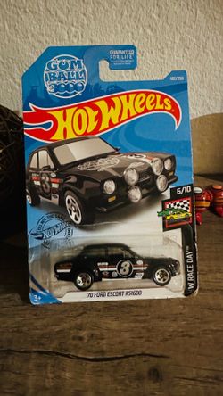 HOT WHEELS ‘79 FORD ESCORT
