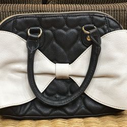 Darling Betsey Johnson Purse With Big Bow
