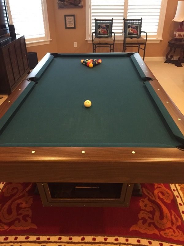 Pool table