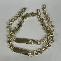 Beautiful ID hearts links bracelet available in different lengths ✨✨✨