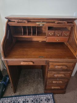 Vintage Oak Rool Top Desh and Chair