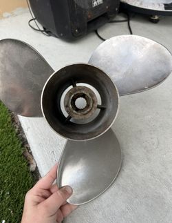 17 in Propeller- Propela 17 ''