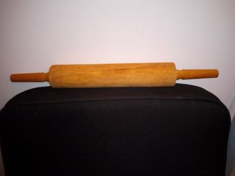 KITCHEN WOODEN ROLLING PIN

