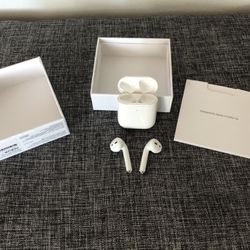 AirPods