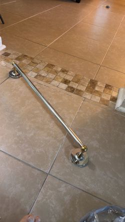 Towel holder
