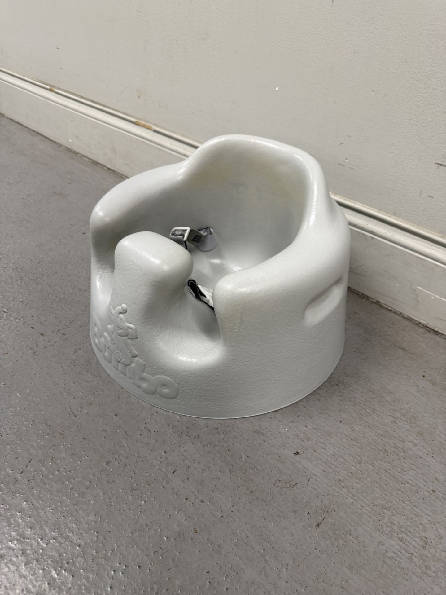 Cushioned Booster Seat (Good condition) PICK UP IN CORNELIUS