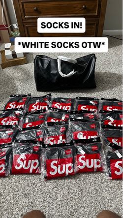 Supreme Socks