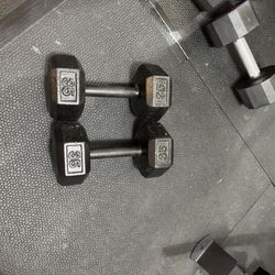 35 lbs Dumbbell Set (70 lbs Total)