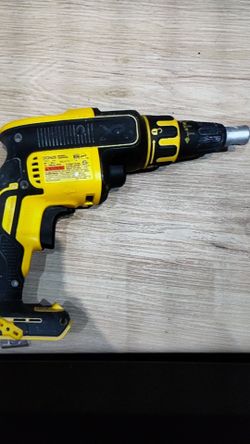 DeWalt 20 v Max XR Drywall Screw 🔫