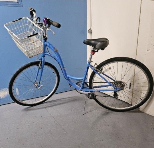 KHS Eastwood 7-Speed Bicycle With Removable Basket
