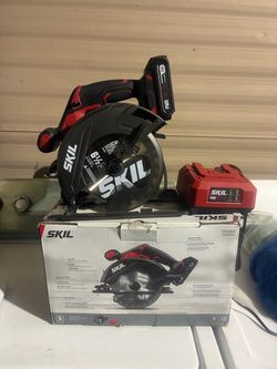 Skill 20 volts saw
