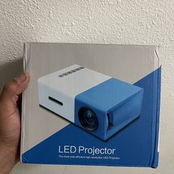 LED Projector 