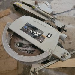 Delta Radial Arm Saw 