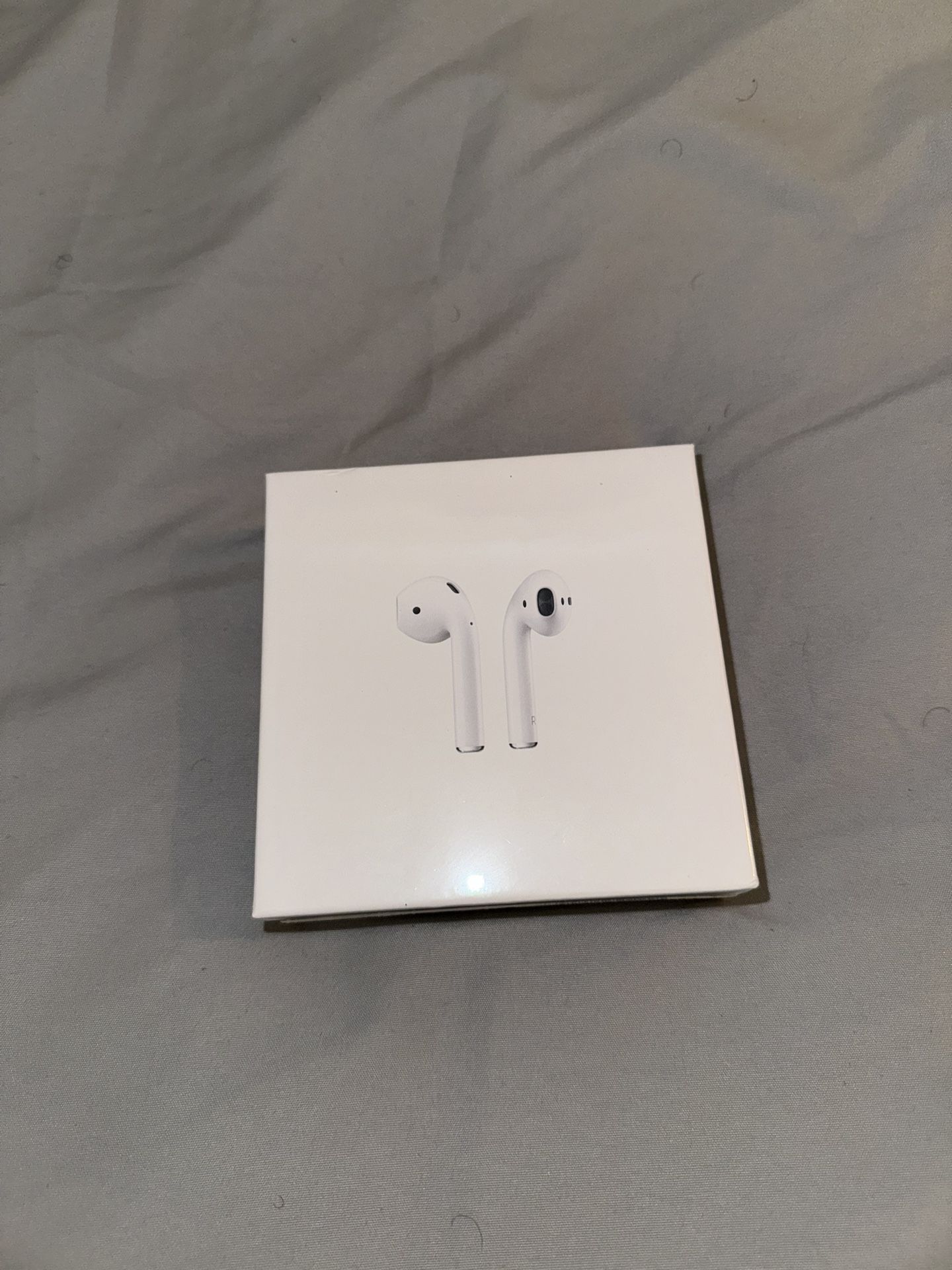 AirPods