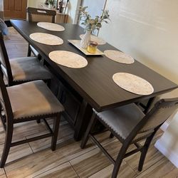 Dinner table set
