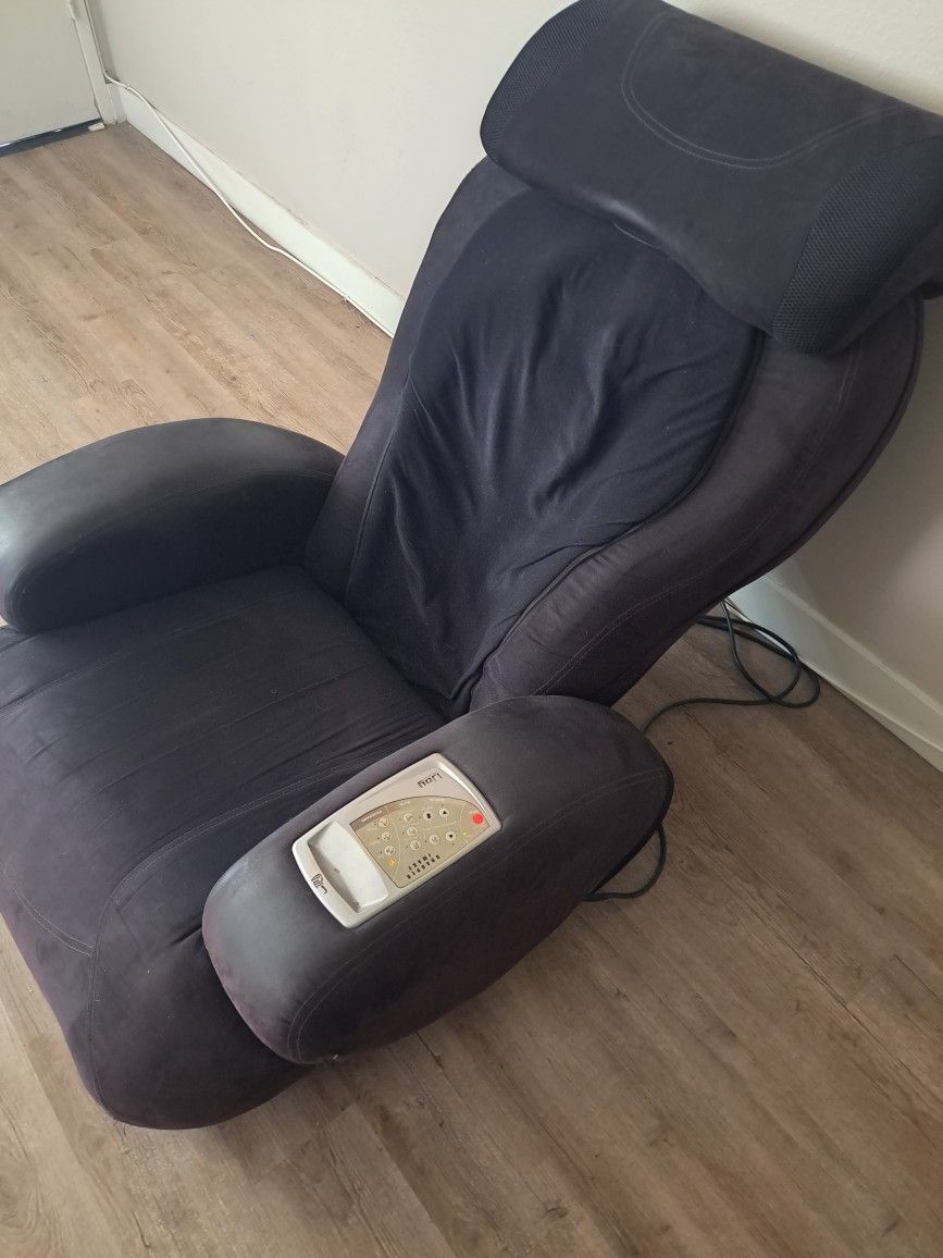 Used Ijoy Massage Chair