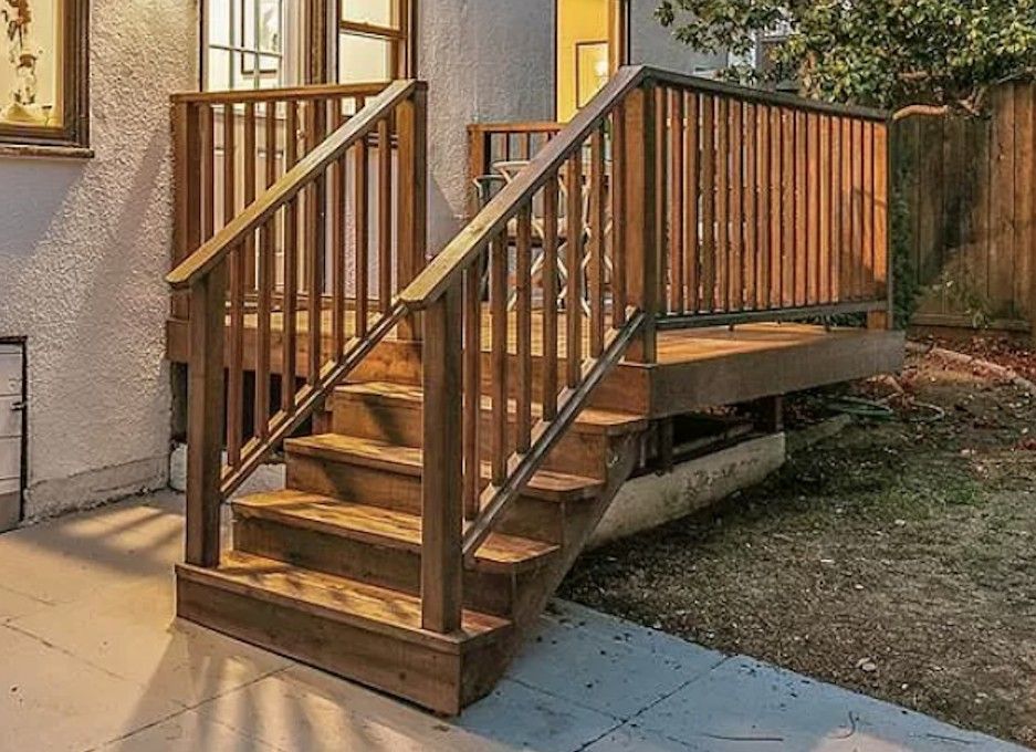 8x8 Redwood Deck with Stairs