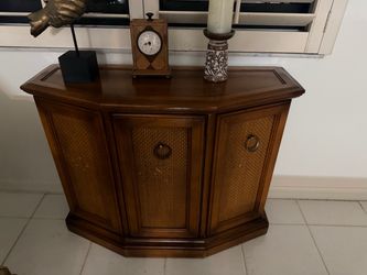 Wood cabinet