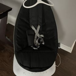 4 Moms MamaRoo Multi Motion Baby Swing Smart Connectivity 