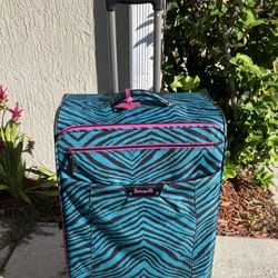Extra Large Betsy Johnson Suitcase 