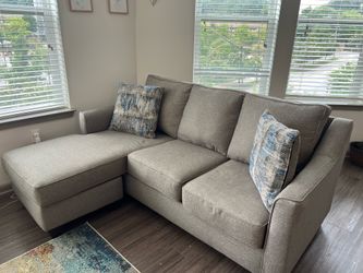 Gray Sectional Sofa with Chaise – Excellent Condition
