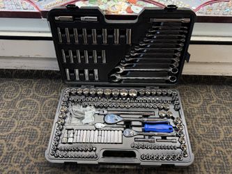 Westward 204 Piece Metric/SAE Master Tool Set