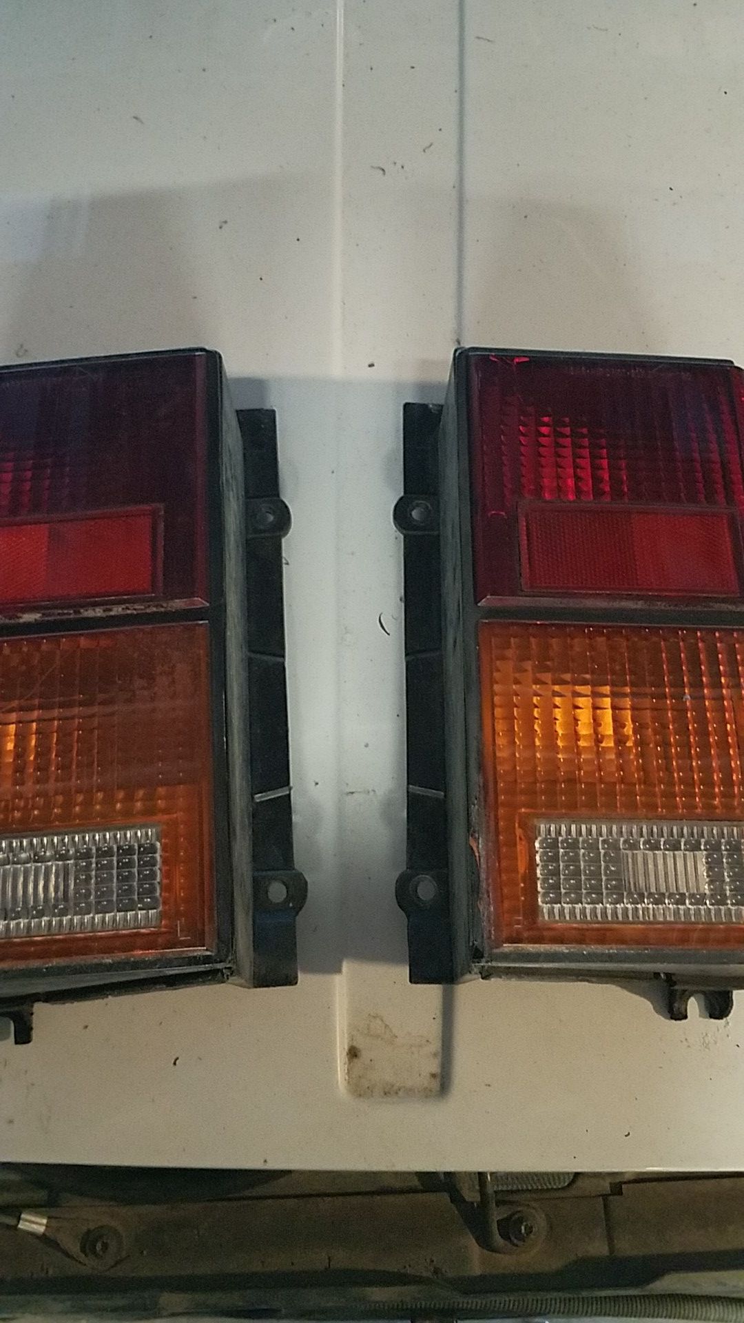 Cherokee tail lights